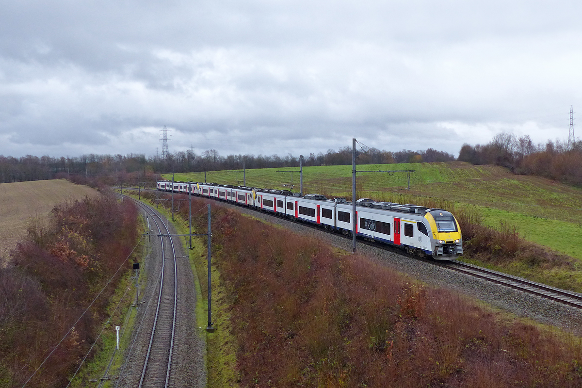 Siemens Desiro EMU AM08 #08062