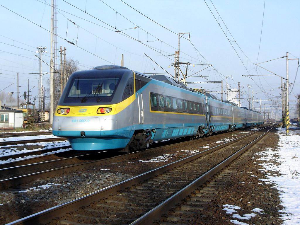Alstom Ferroviaria  680 #681 002-2